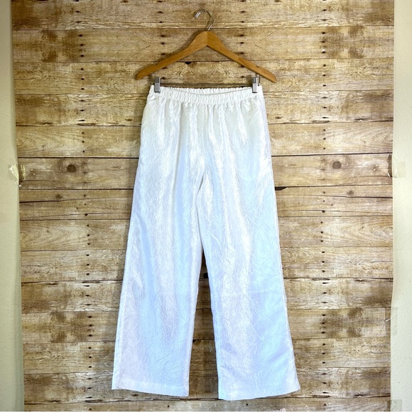 White Medium Womens Textured Pants - Picture 4 of 7